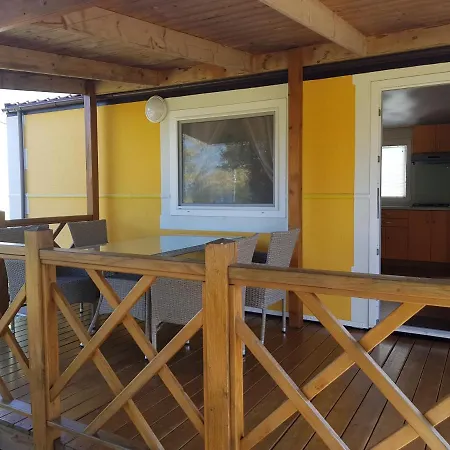 Naturist Mobile Homes Eden In Fkk Ulika פארק נופש
