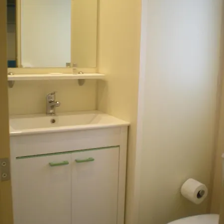Naturist Mobile Homes Eden In Fkk Ulika פארק נופש פורץ